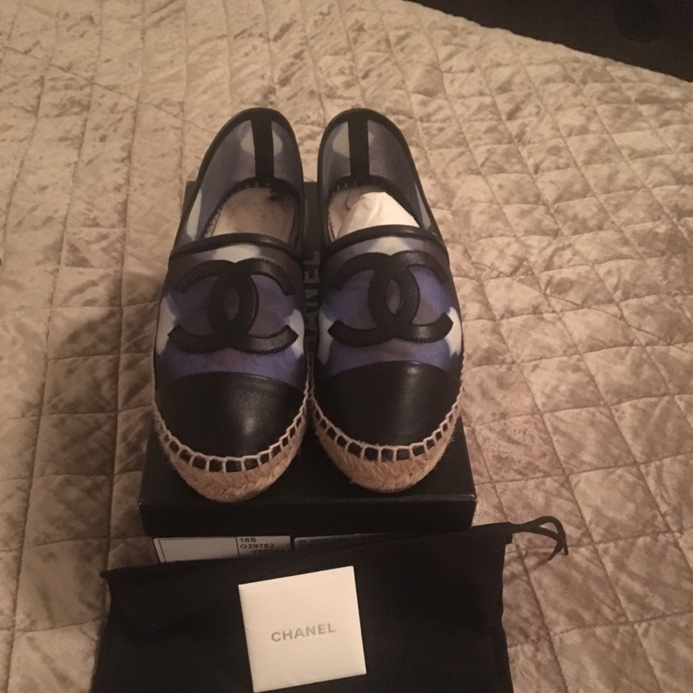 100% authentic Chanel spadrilles sz36